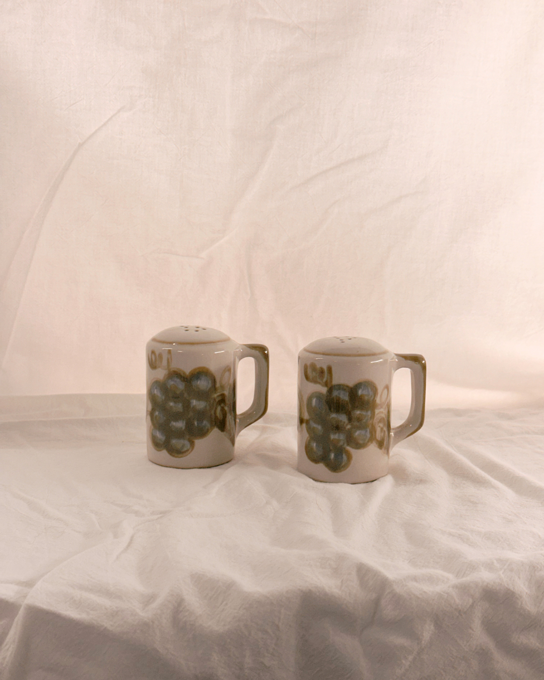 The Vineyard Glaze Shaker Set