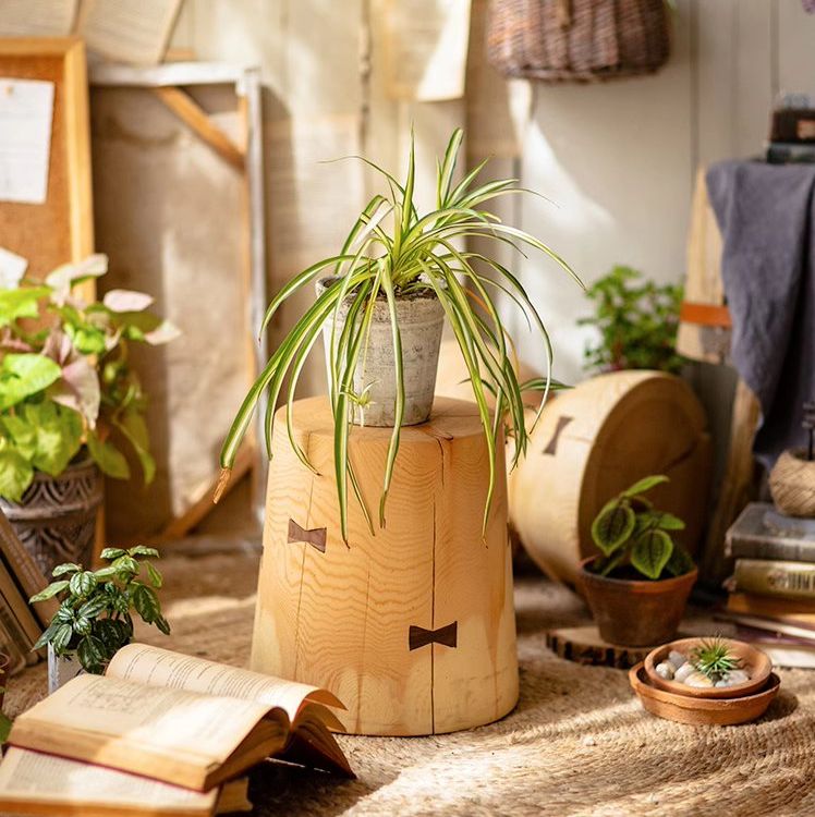 Finn Accent Tables